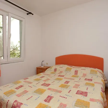 Apartment By The Sea Brist, Makarska - 18859 Podaca